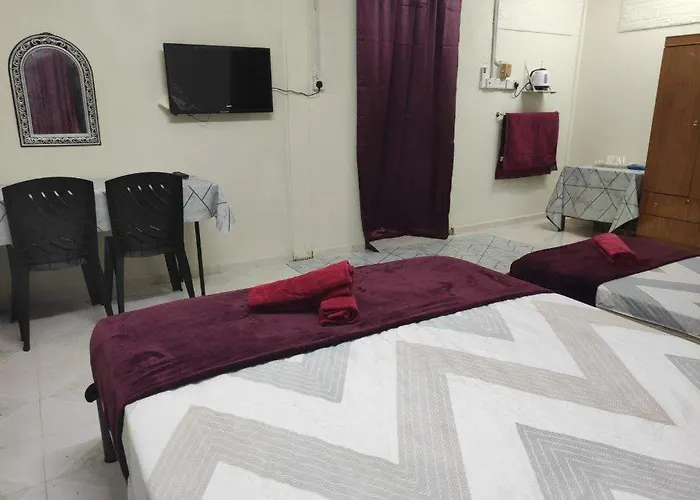 City Roomstay Budget Midtown Kuala Terengganu 2Queen Beds