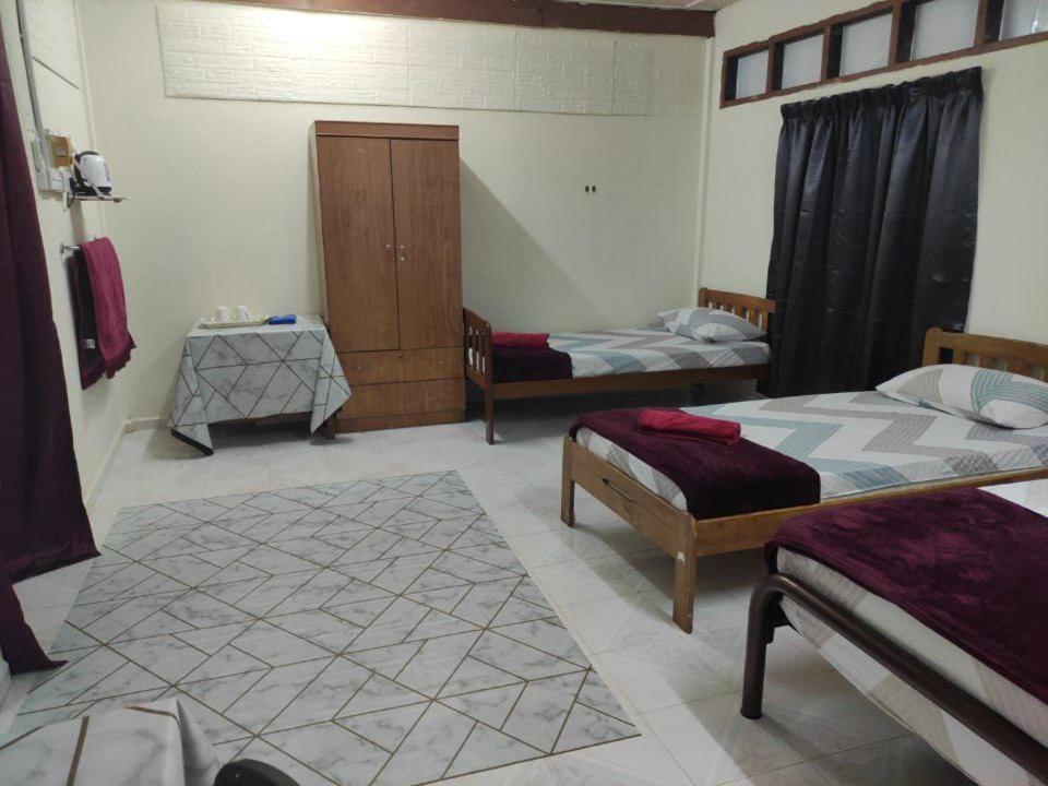 Holiday home Roomstay Budget Midtown 2queen Beds